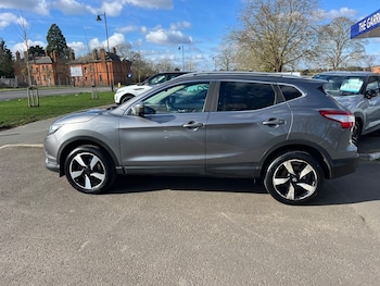 Used Nissan Qashqai 2015 for sale - 77462114: Photo