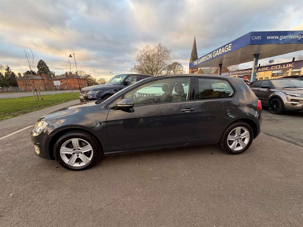 Used Volkswagen Golf 2015 for sale - 76684495: Photo 2