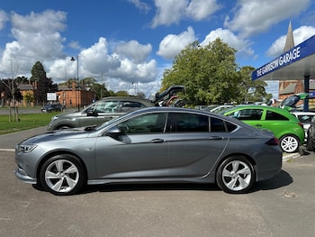 Used Vauxhall Insignia 2018 for sale - 75715497: Photo