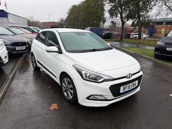 Used Hyundai i20 2018 for sale - 76696698: Photo