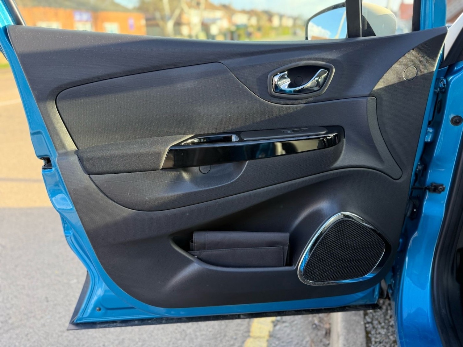 Used Renault Captur 2014 for sale - 77938079: Photo 11