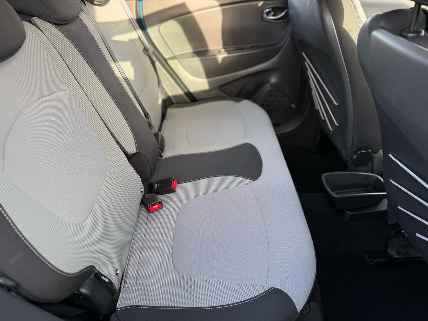 Used Renault Captur 2014 for sale - 77938079: Photo 14