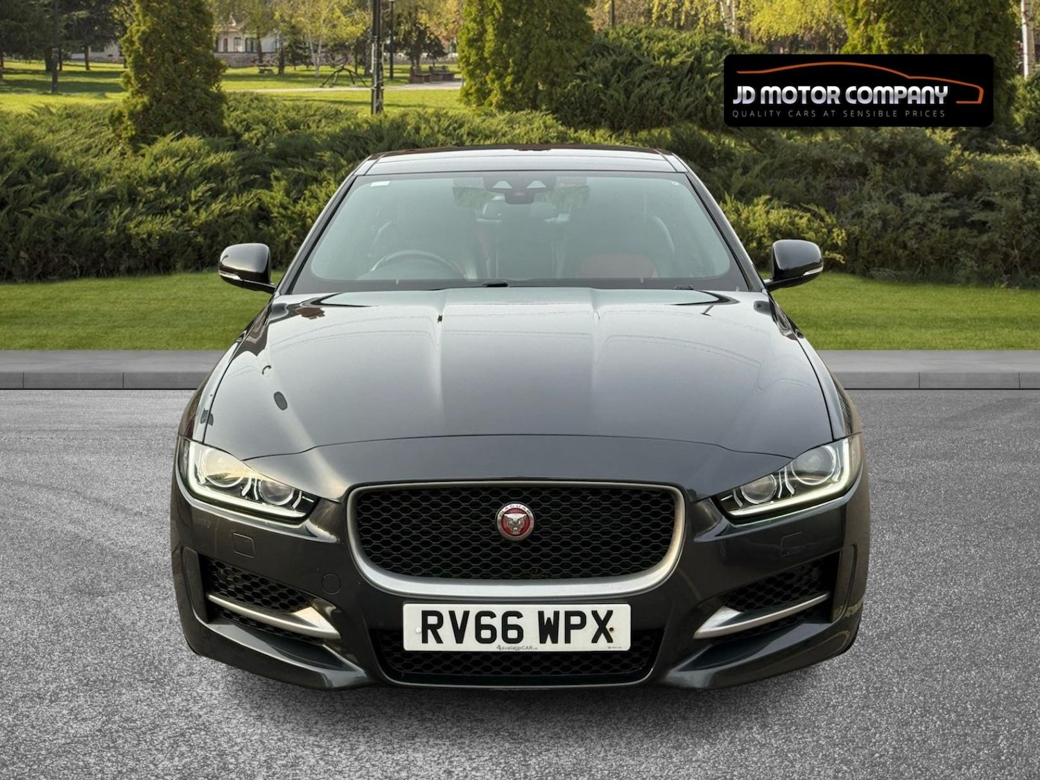 Used Jaguar XE 2016 for sale - 78004545: Photo 2
