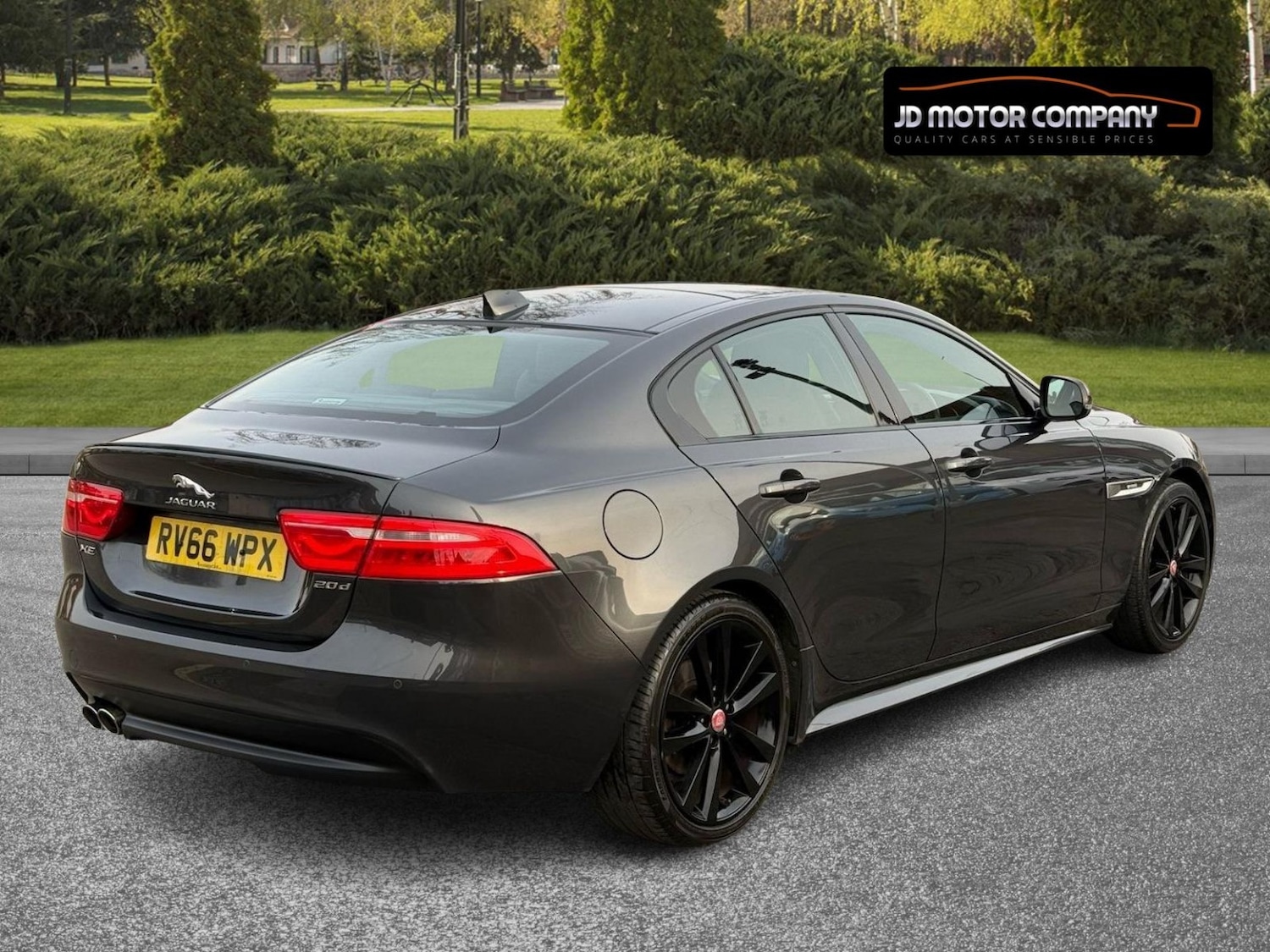 Used Jaguar XE 2016 for sale - 78004545: Photo 4