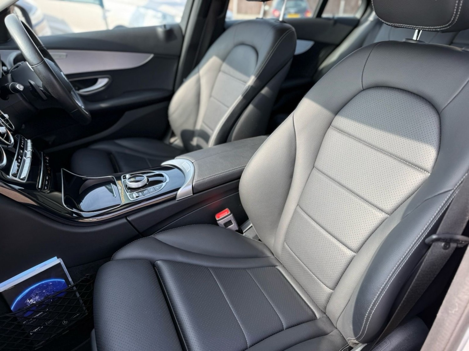 Used Mercedes-Benz C Class 2018 for sale - 77991787: Photo 11