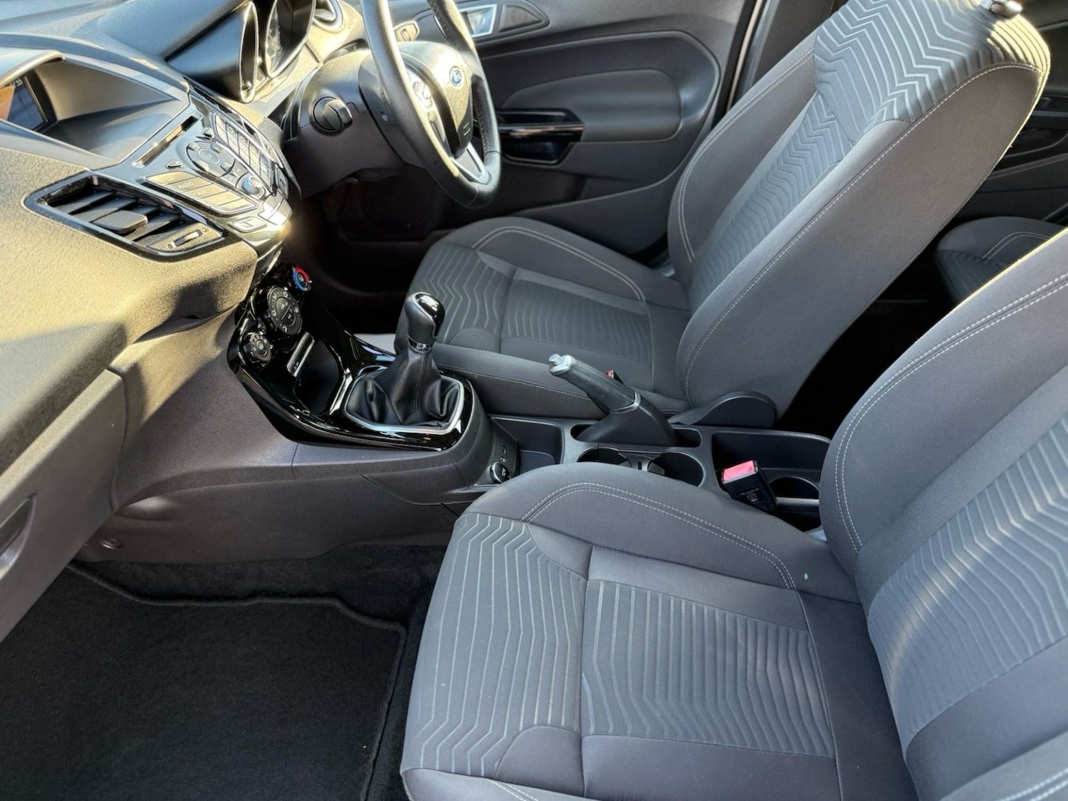 Used Ford Fiesta 2016 for sale - 77938191: Photo 8