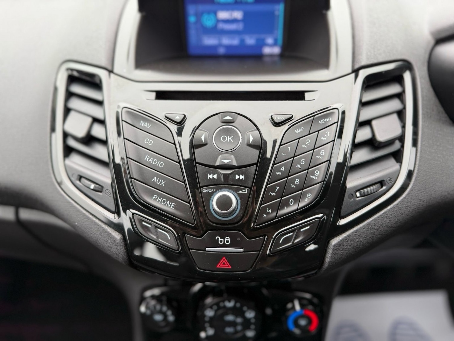 Used Ford Fiesta 2016 for sale - 77938074: Photo 16