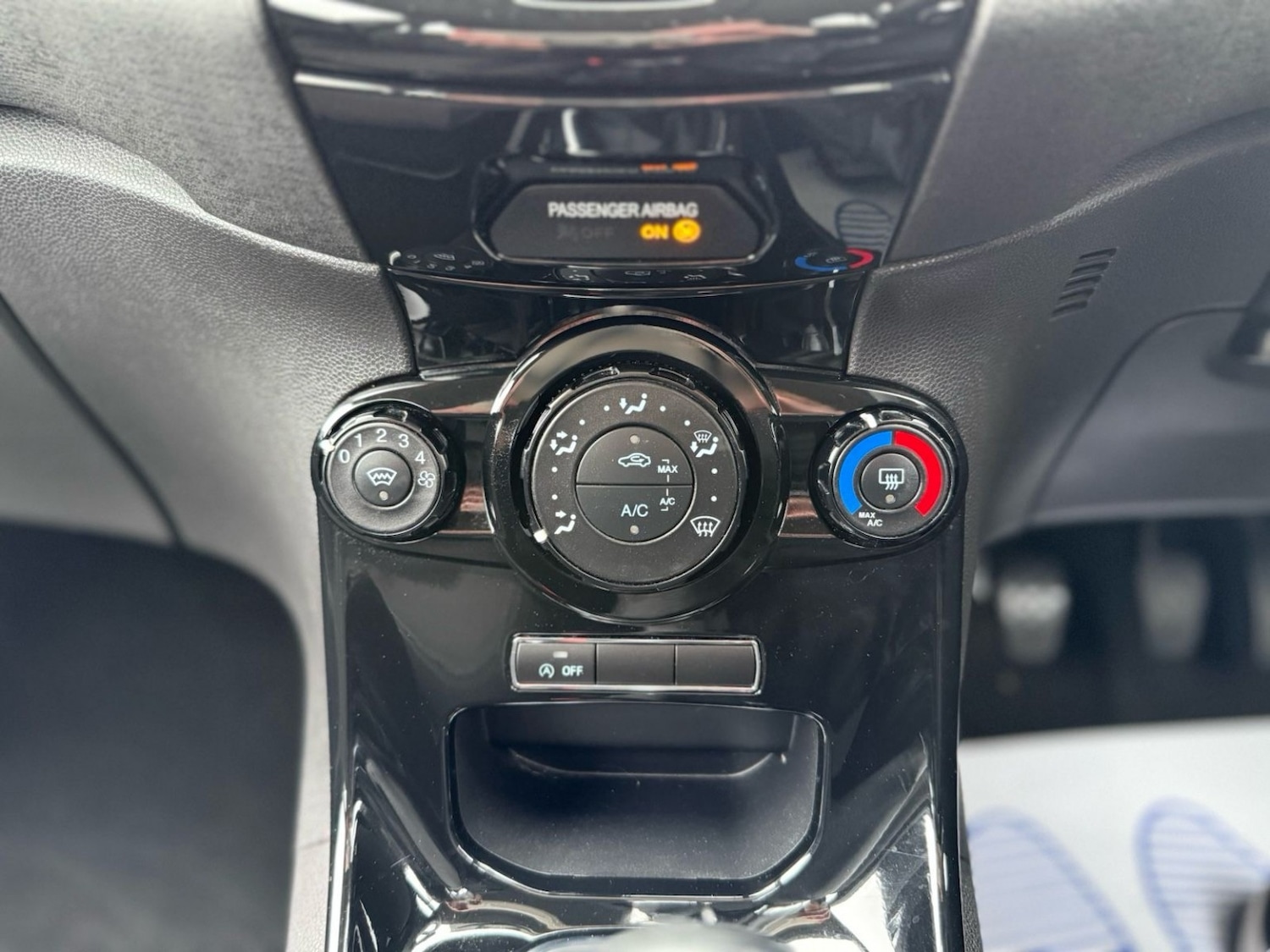 Used Ford Fiesta 2016 for sale - 77938074: Photo 19