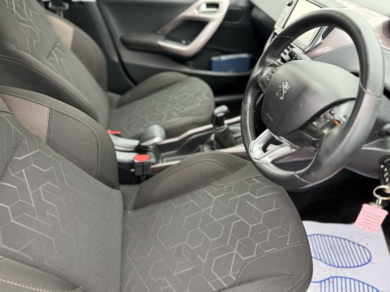 Used Peugeot 2008 2015 for sale - 77837010: Photo 7