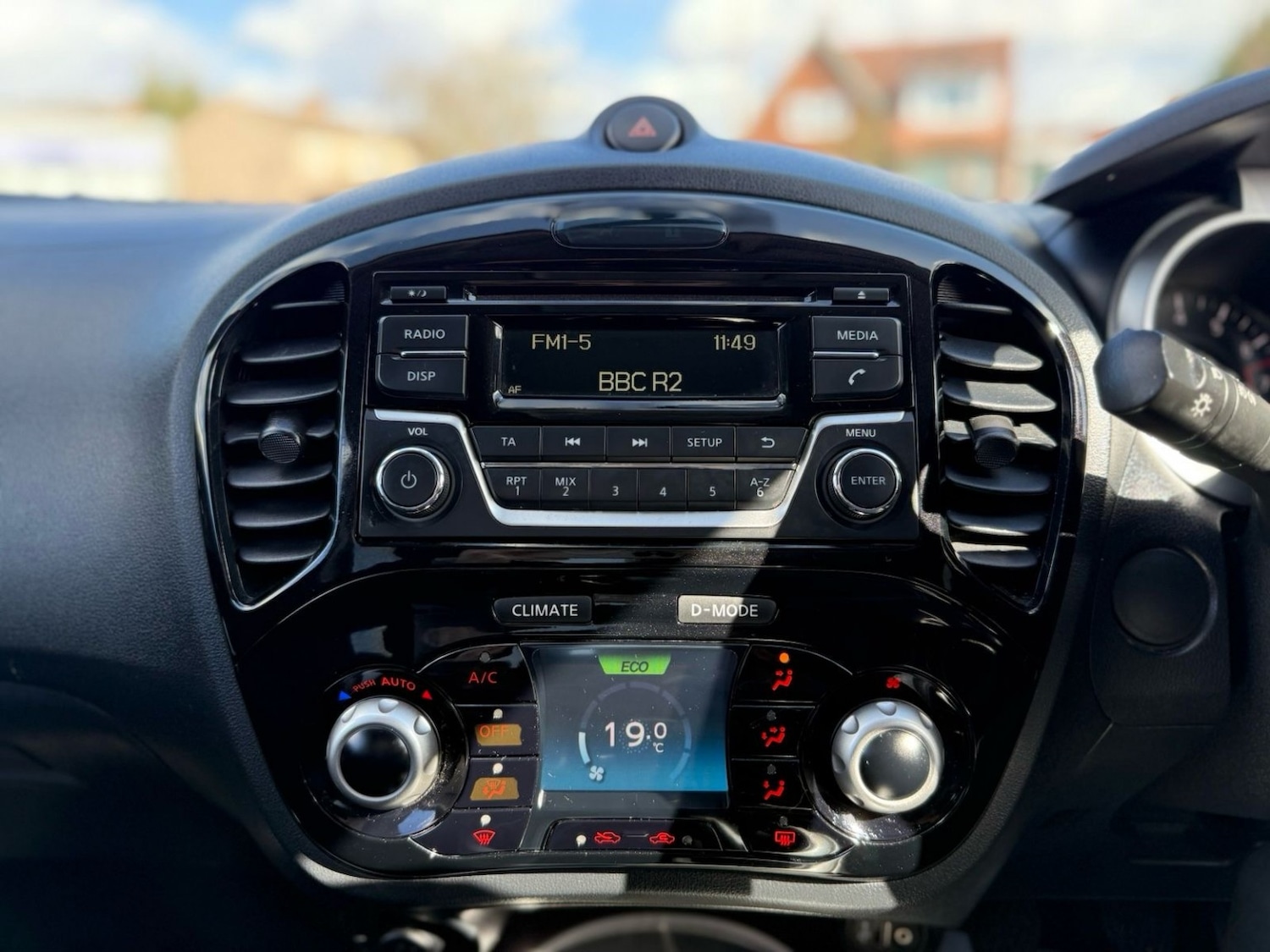 Used Nissan Juke 2017 for sale - 77937807: Photo 17