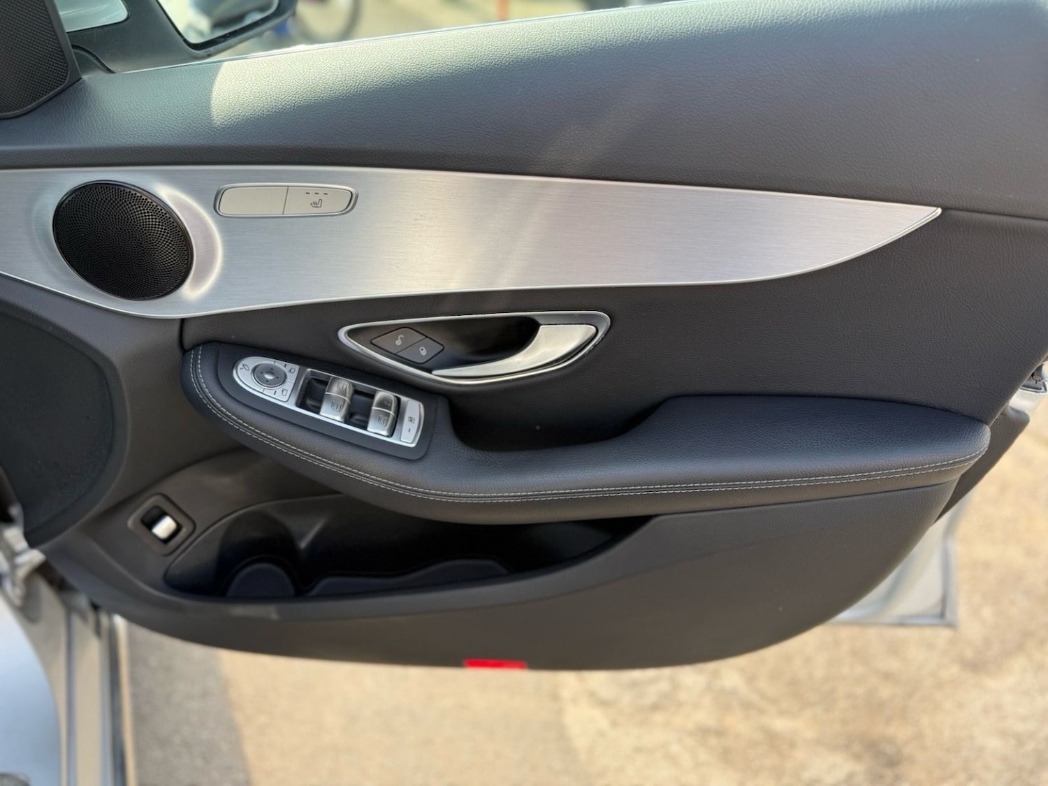 Used Mercedes-Benz C Class 2018 for sale - 78053348: Photo 9