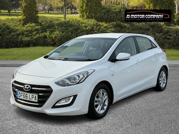 Used Hyundai i30 2016 for sale - 78300320: Photo