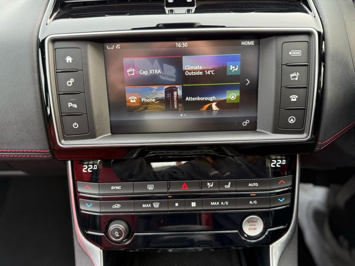 Used Jaguar XE 2016 for sale - 78053280: Photo 13