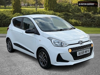 Used Hyundai i10 2018 for sale - 79507779: Photo
