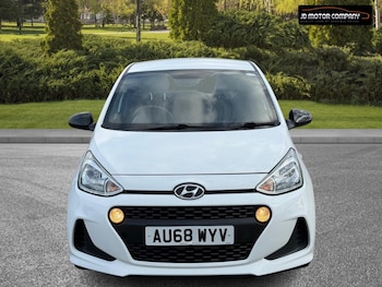 Used Hyundai i10 2018 for sale - 79507779: Photo