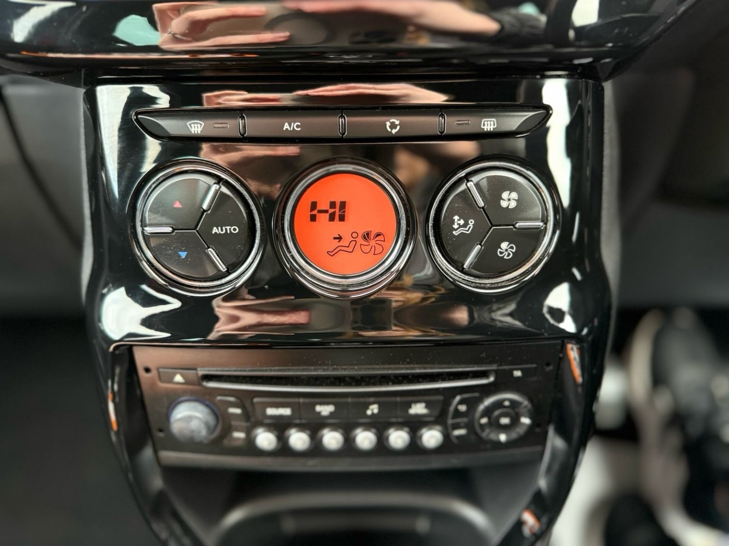 Used Citroen DS3 2014 for sale - 77968654: Photo 14