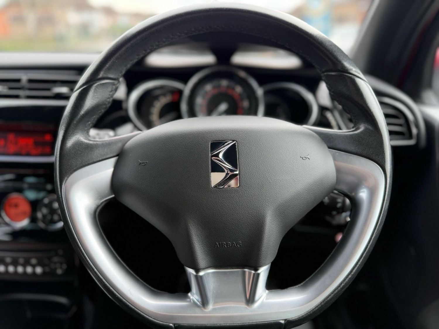 Used Citroen DS3 2014 for sale - 77968654: Photo 15