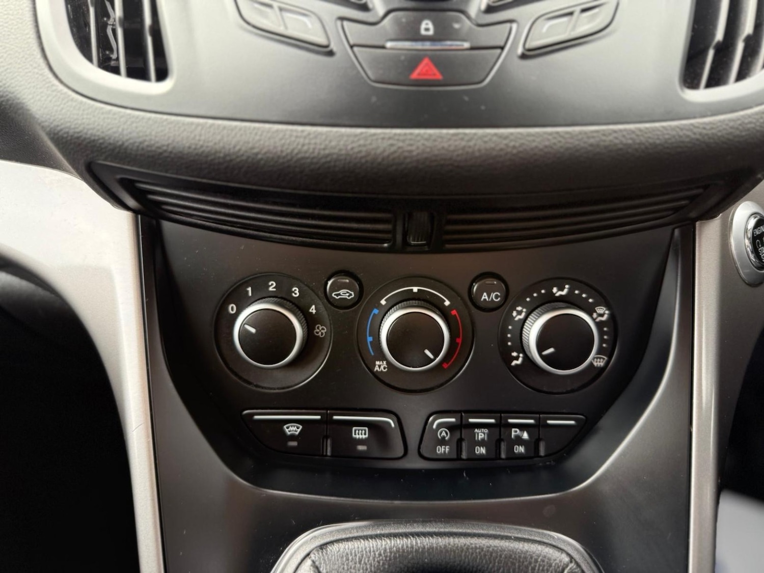 Used Ford Kuga 2016 for sale - 78125168: Photo 14