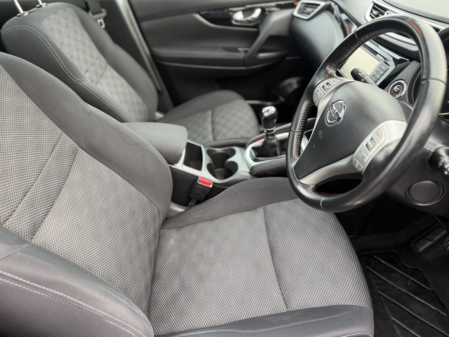 Used Nissan Qashqai 2017 for sale - 78053283: Photo 8