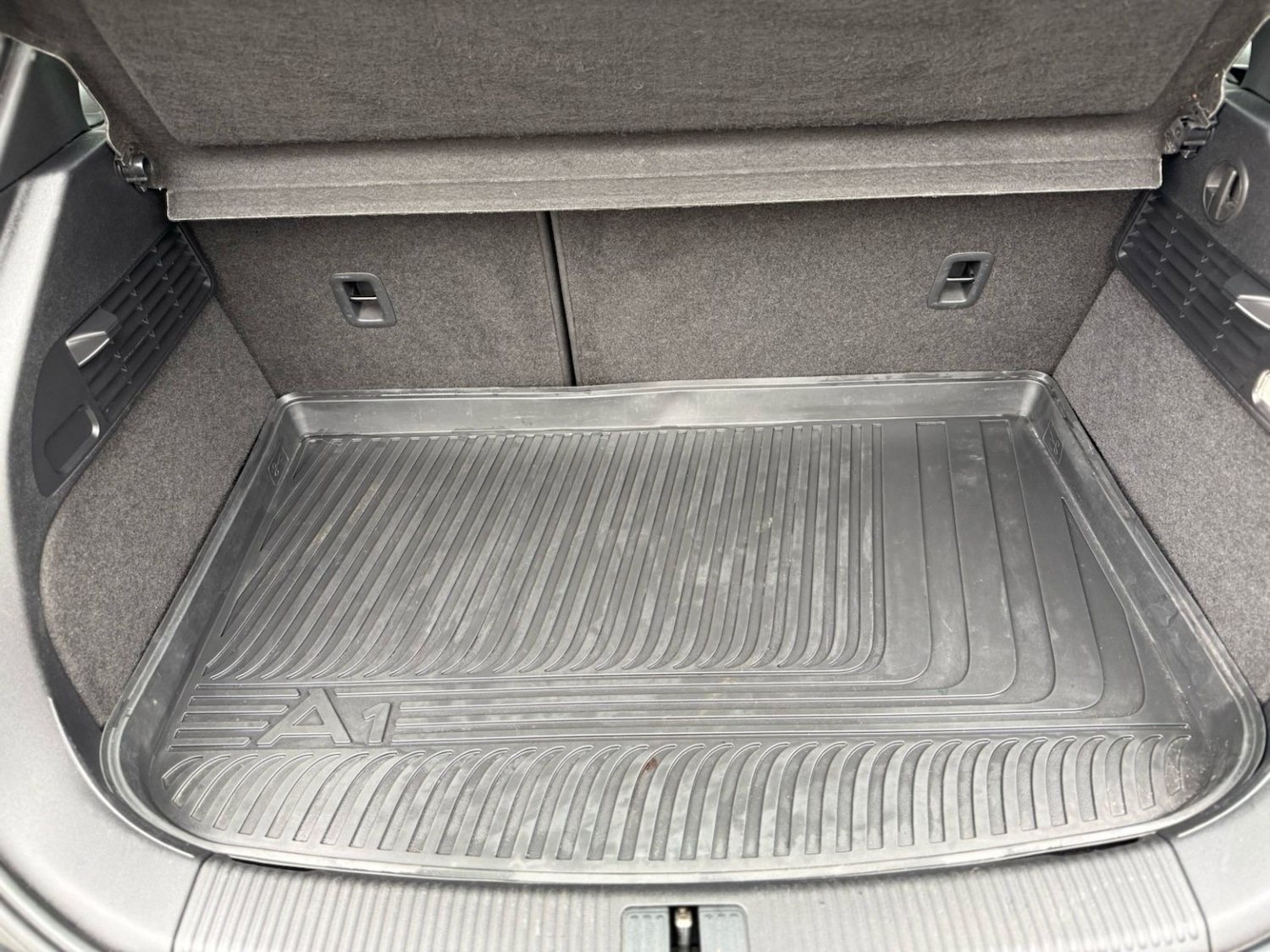 Used Audi A1 2013 for sale - 77844893: Photo 30