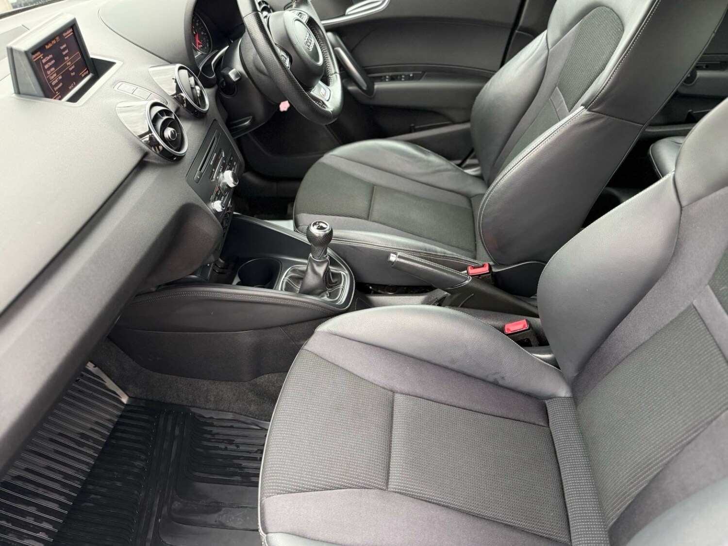 Used Audi A1 2013 for sale - 77844893: Photo 9