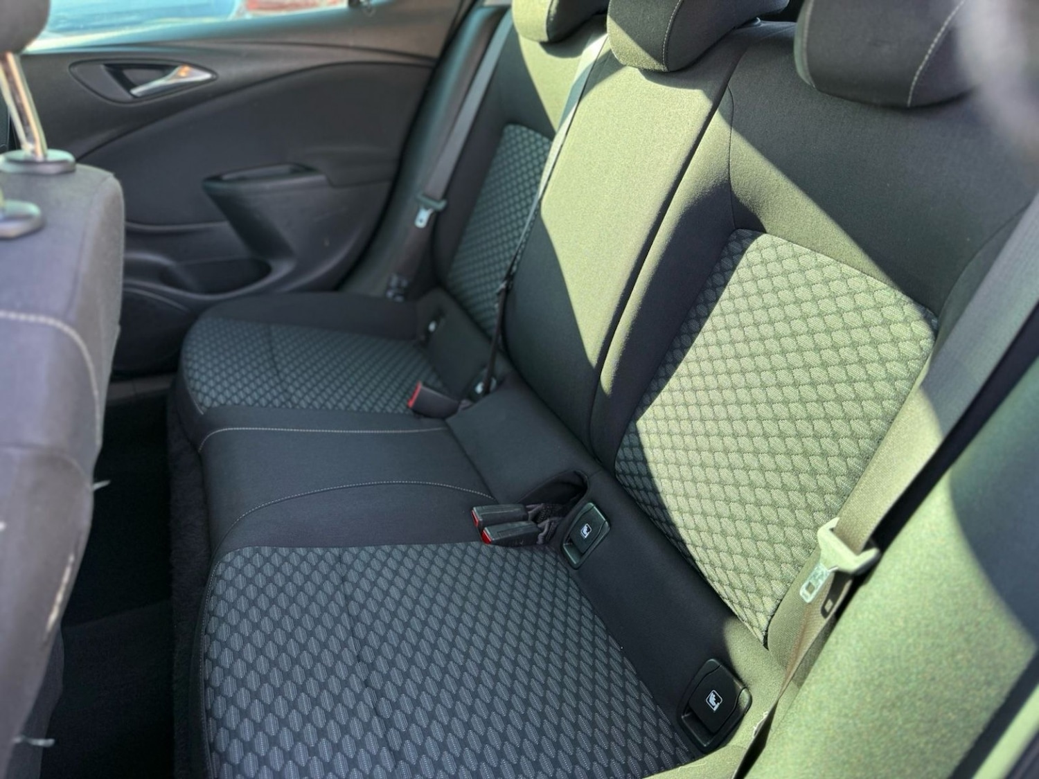 Used Vauxhall Astra 2018 for sale - 77991647: Photo 11