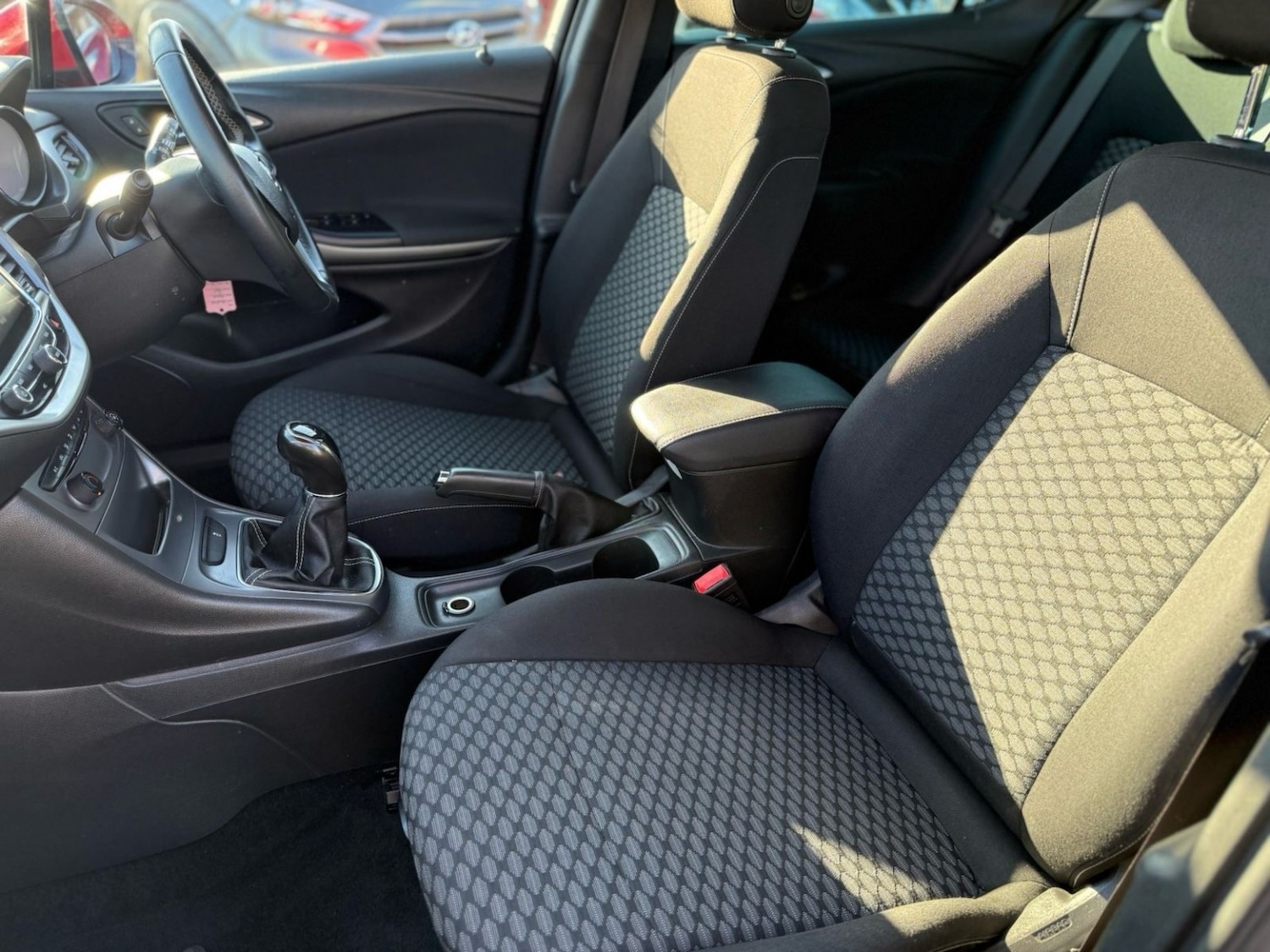 Used Vauxhall Astra 2018 for sale - 77991647: Photo 9