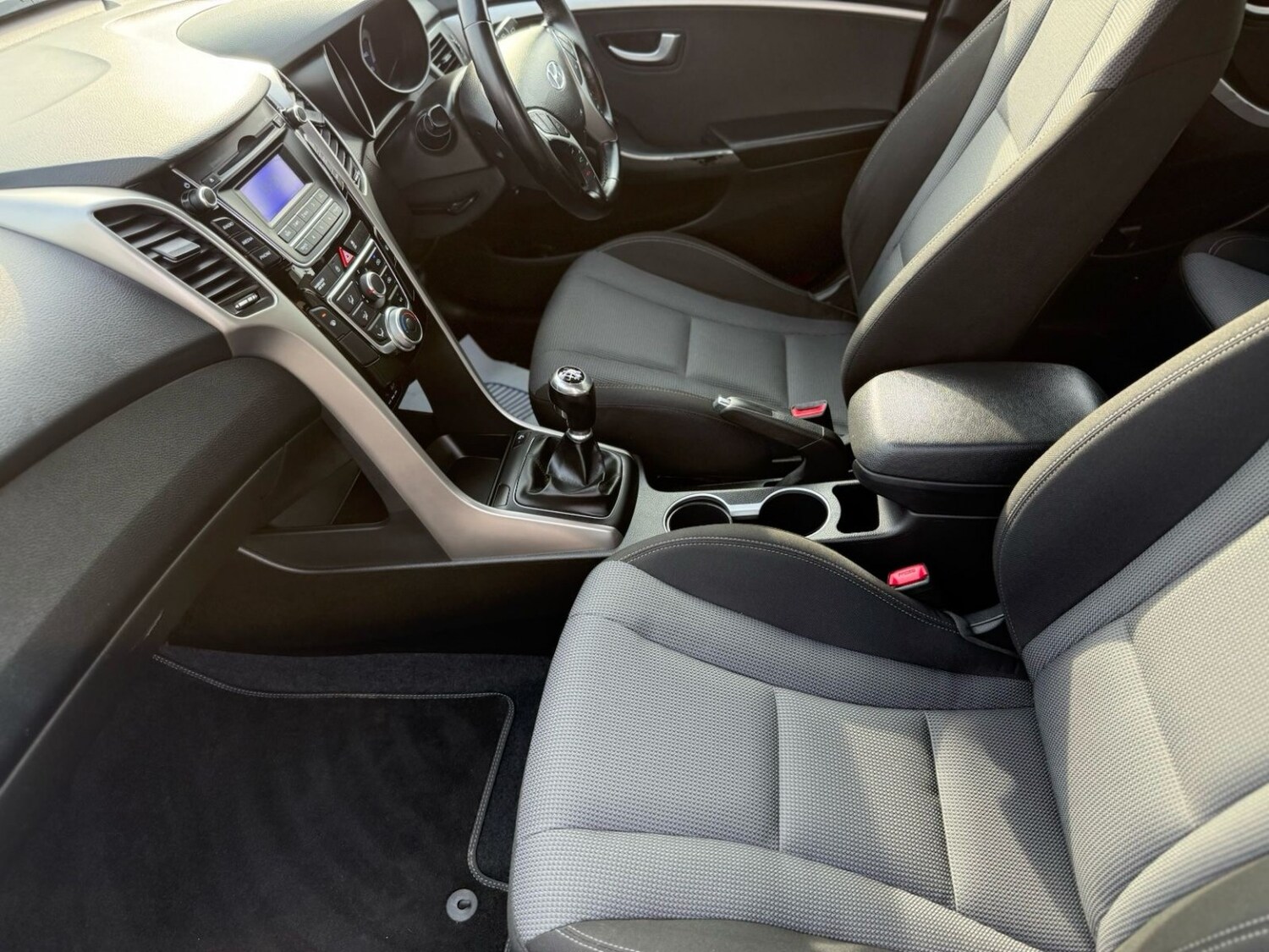 Used Hyundai i30 2016 for sale - 78053282: Photo 8