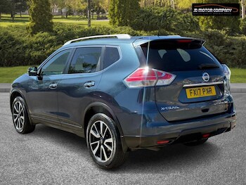 Used Nissan X-Trail 2017 for sale - 78469732: Photo