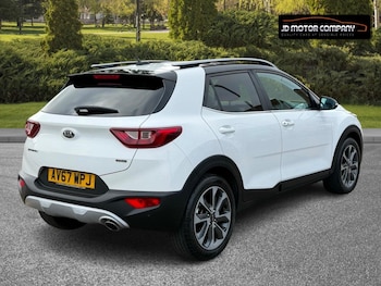 Used Kia Stonic 2017 for sale - 79222950: Photo