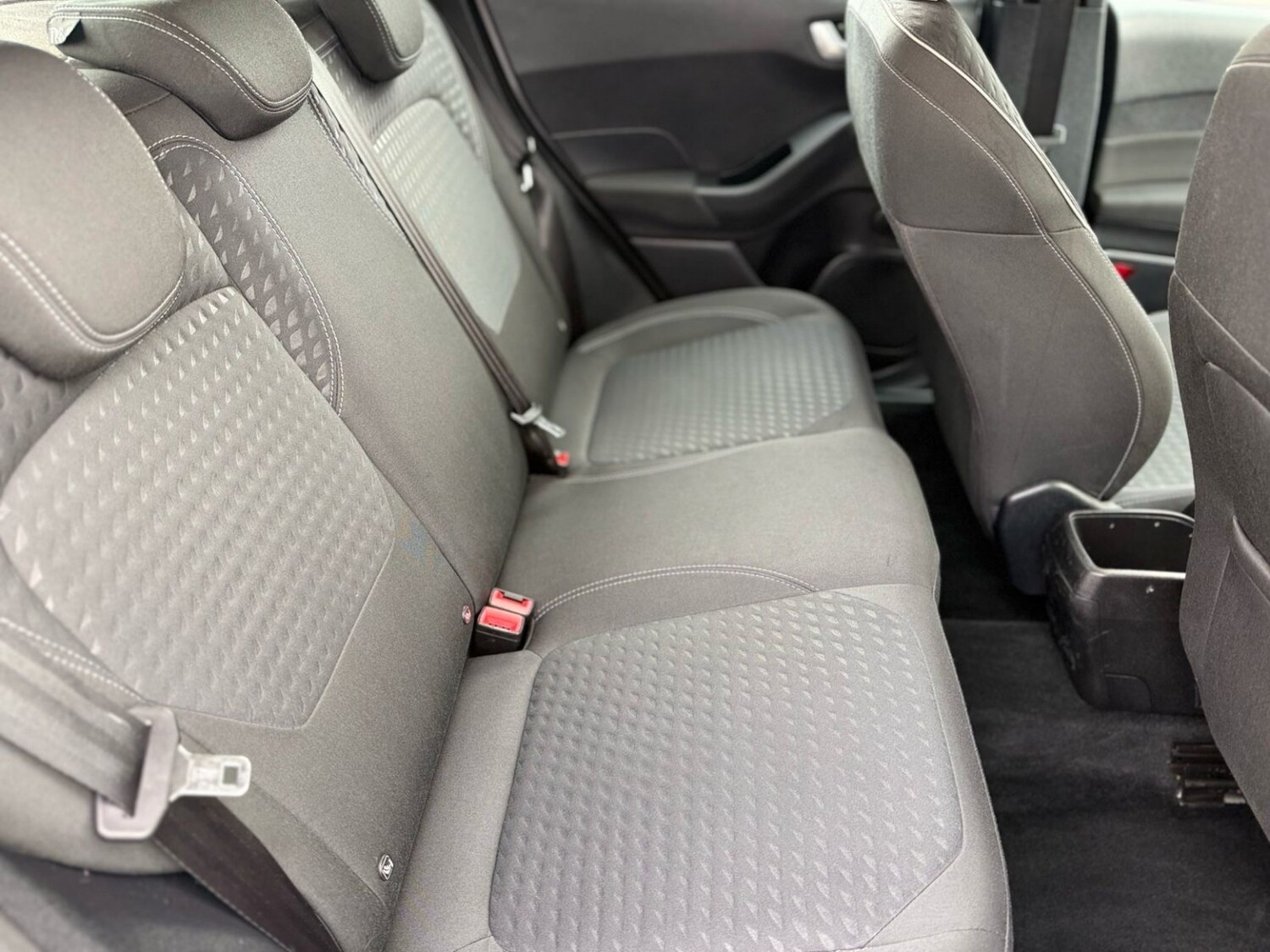 Used Ford Fiesta 2017 for sale - 77844874: Photo 12