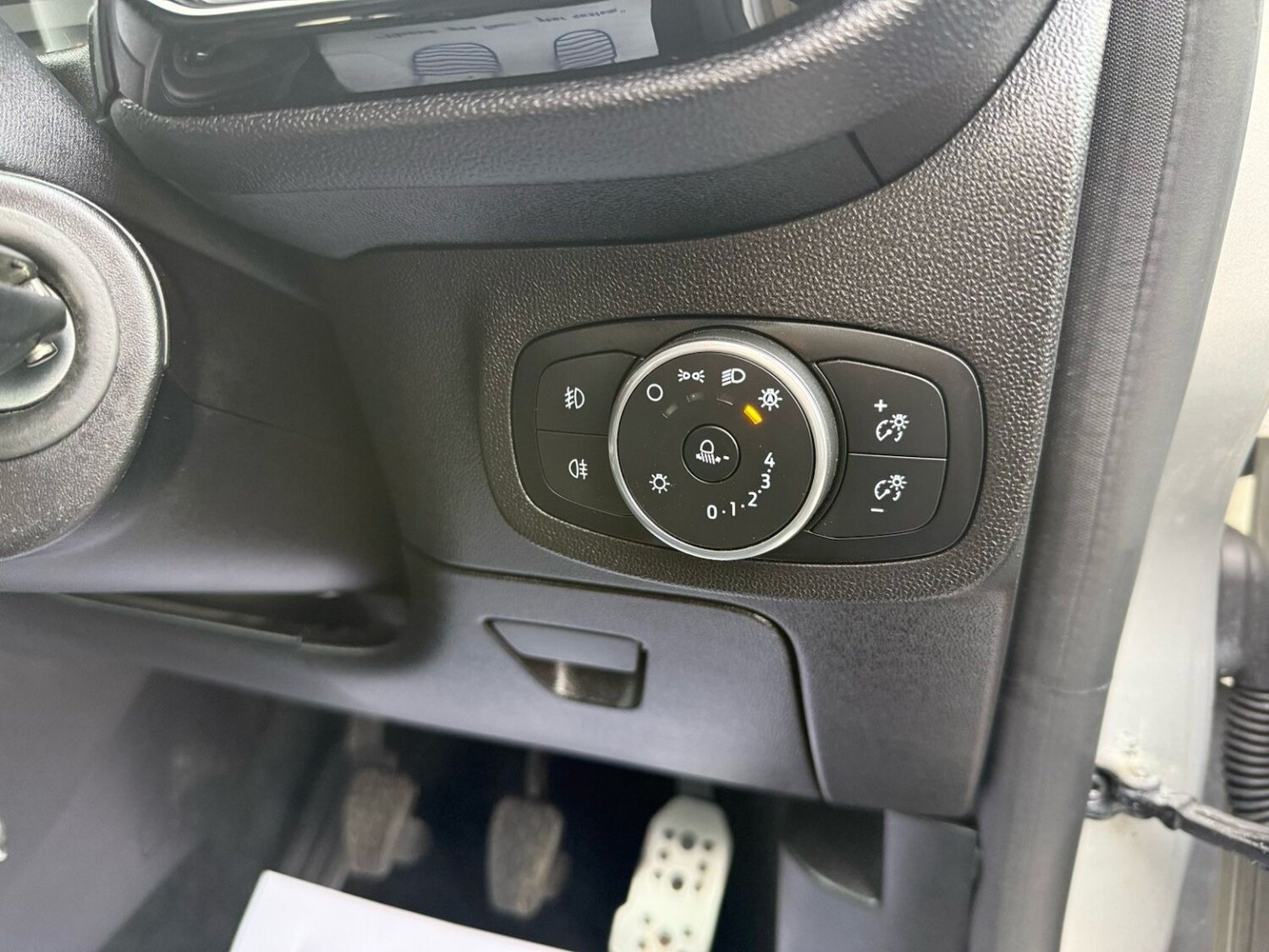 Used Ford Fiesta 2017 for sale - 77844874: Photo 25