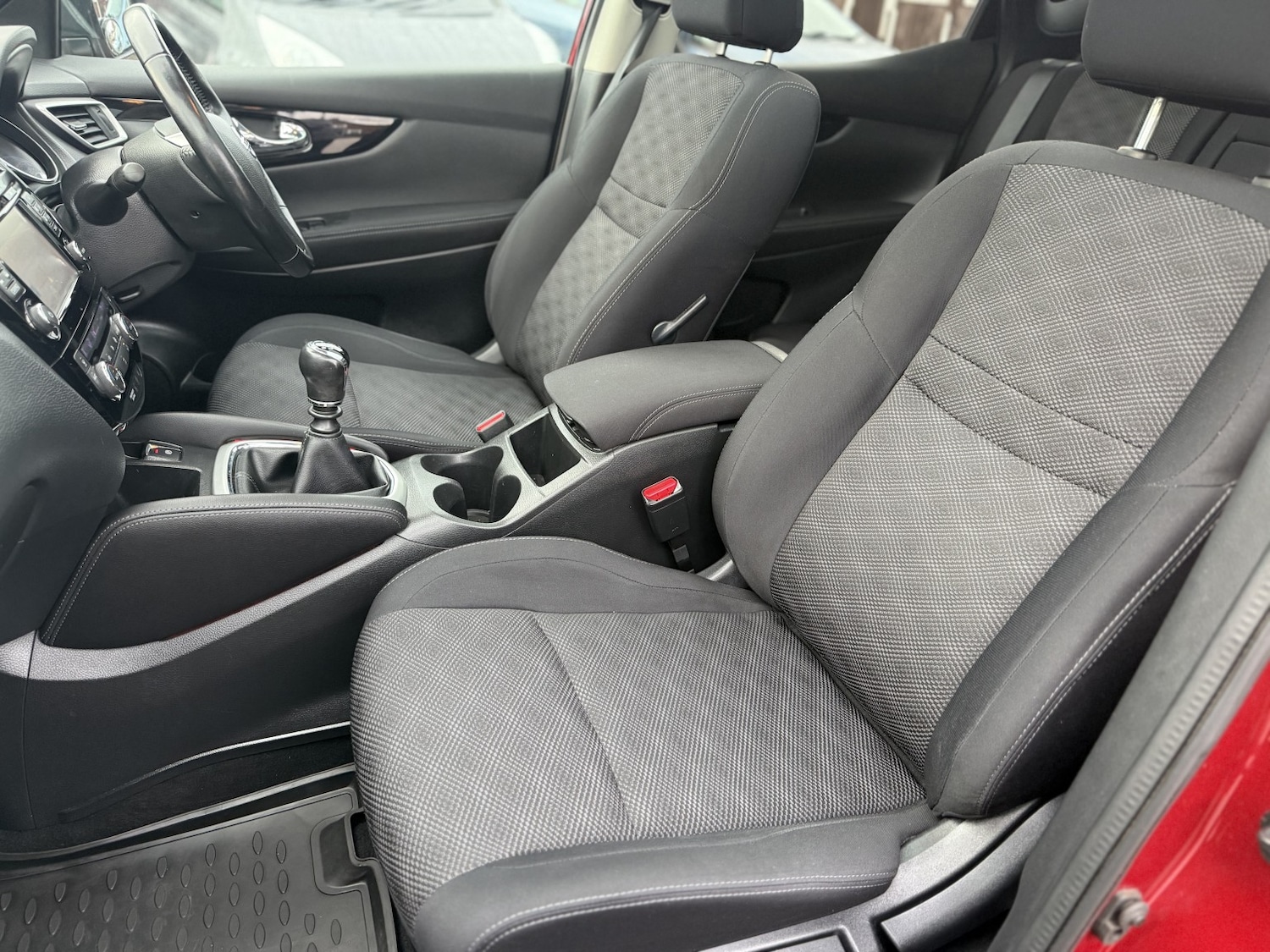 Used Nissan Qashqai 2017 for sale - 77836928: Photo 10