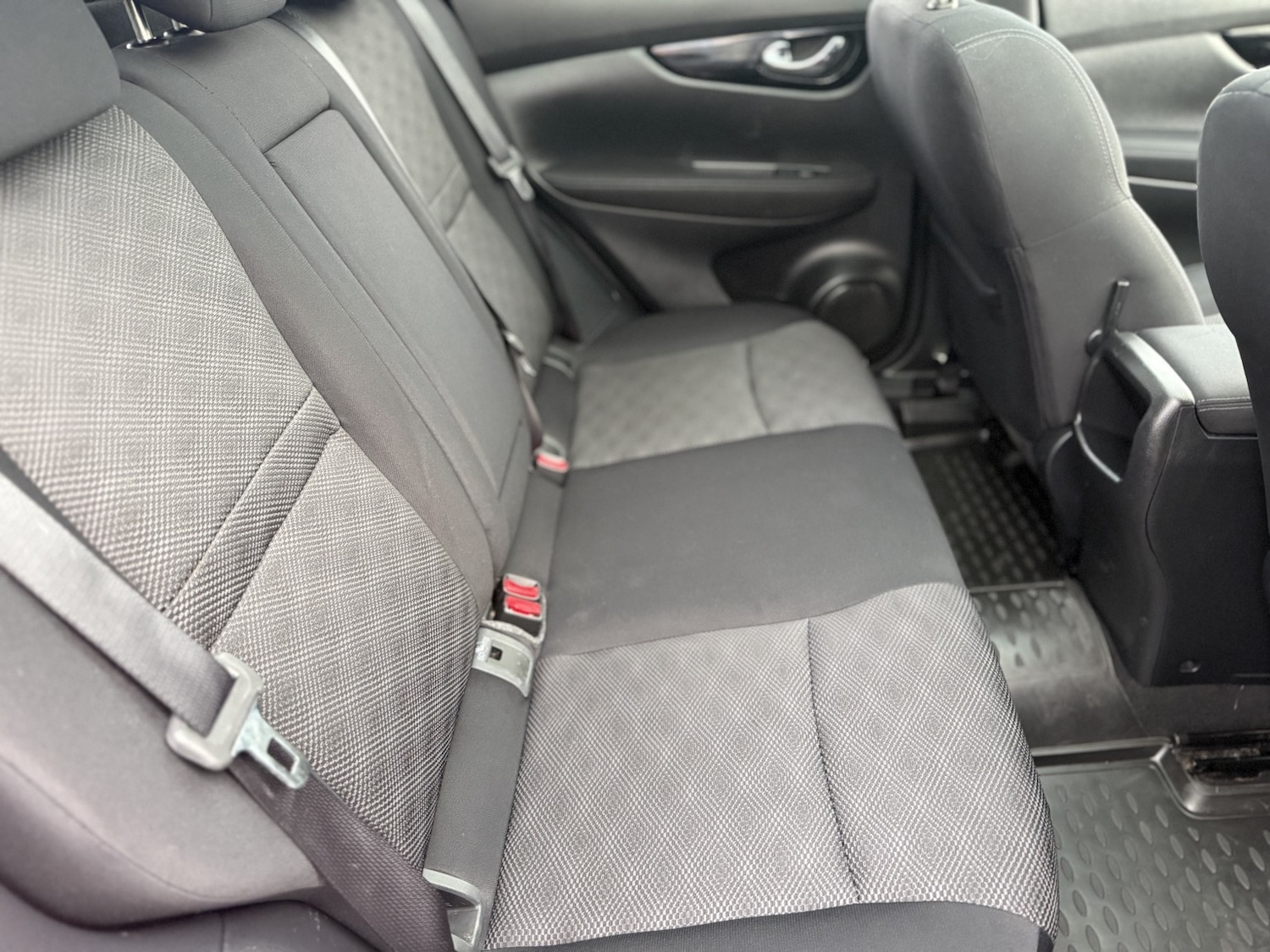 Used Nissan Qashqai 2017 for sale - 77836928: Photo 12