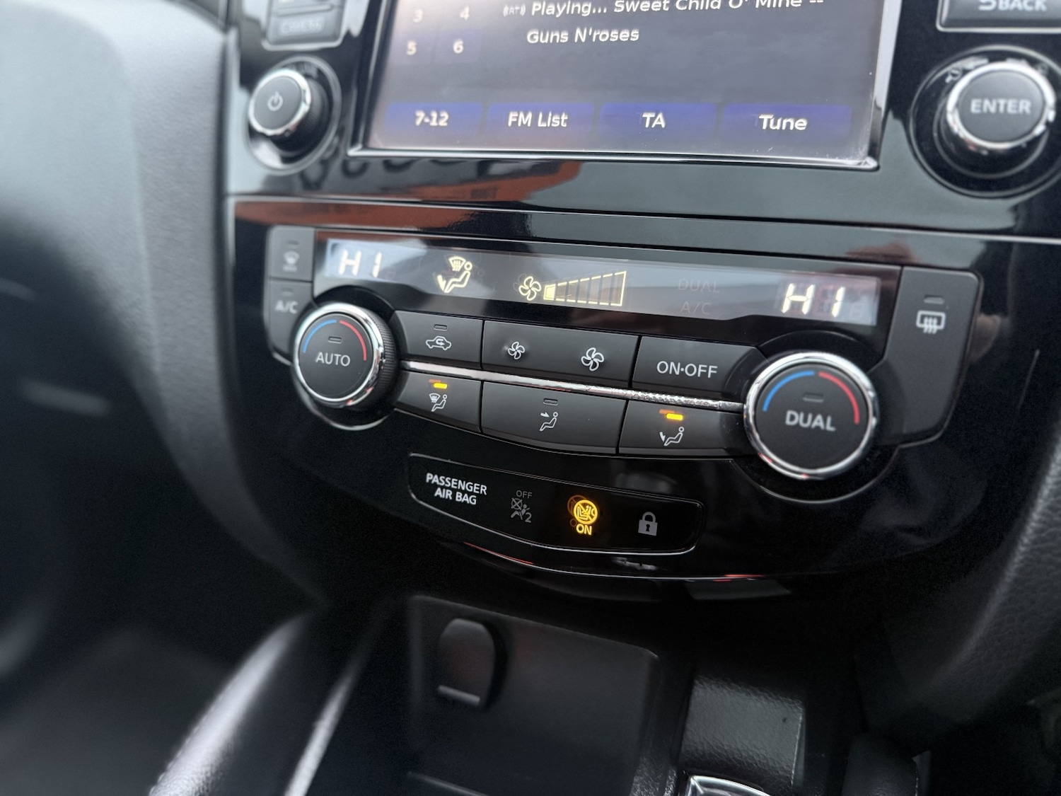 Used Nissan Qashqai 2017 for sale - 77836928: Photo 17