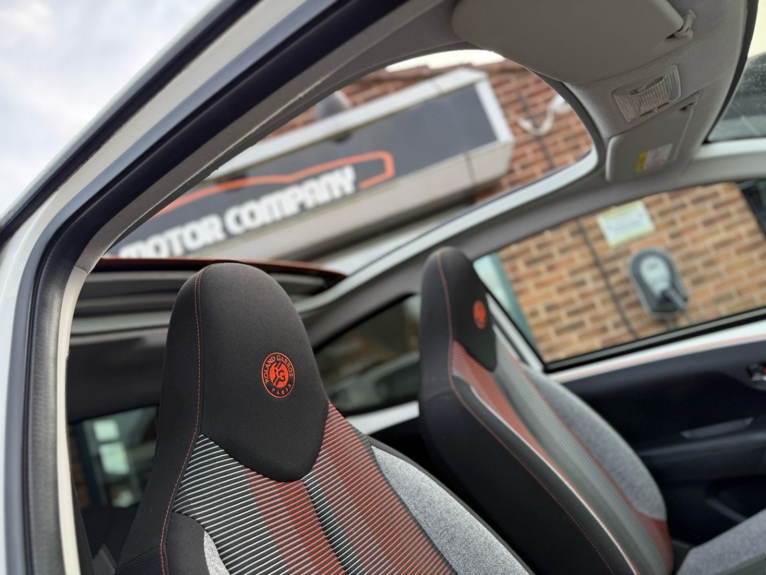 Used Peugeot 108 2017 for sale - 77836820: Photo 15