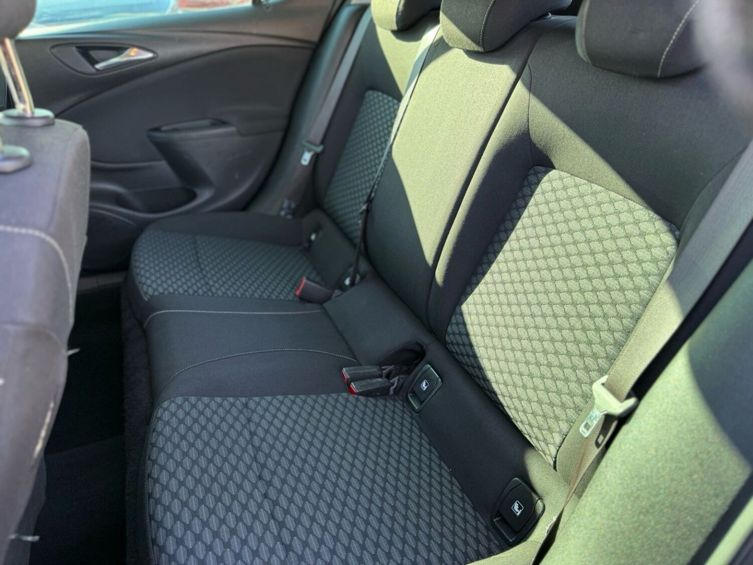 Used Vauxhall Astra 2018 for sale - 78053284: Photo 11