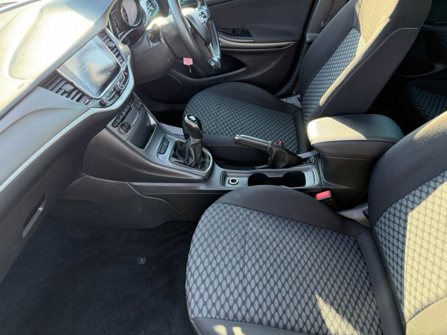 Used Vauxhall Astra 2018 for sale - 78053284: Photo 8