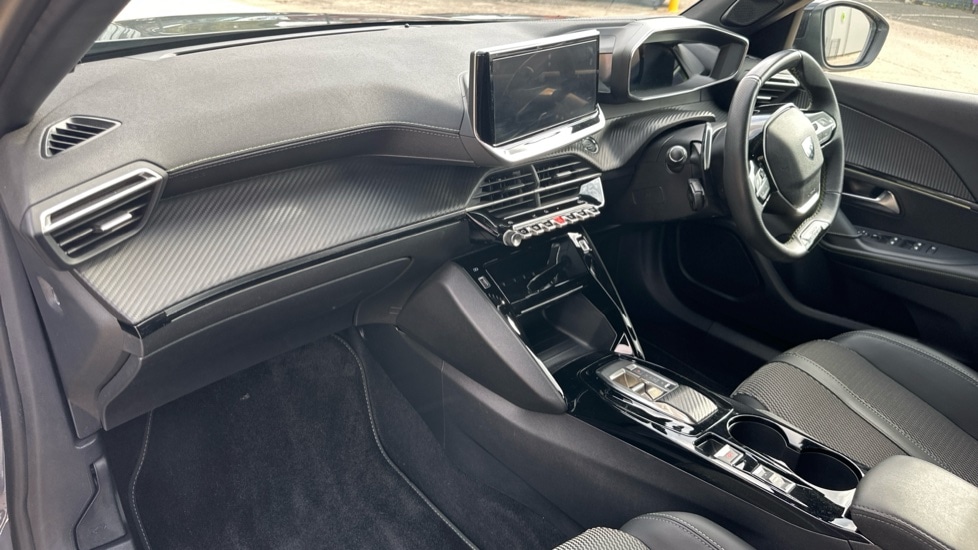 Used Peugeot 2008 2023 for sale - 76479831: Photo 10