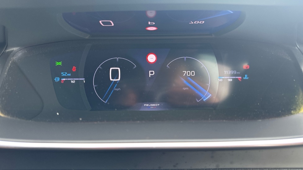 Used Peugeot 2008 2023 for sale - 76479831: Photo 13