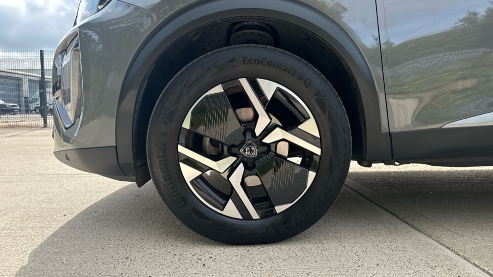 Used Peugeot 2008 2023 for sale - 76479831: Photo 17