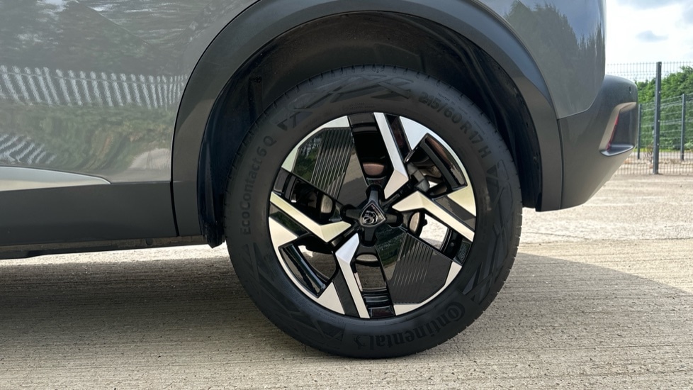 Used Peugeot 2008 2023 for sale - 76479831: Photo 18