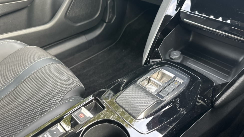 Used Peugeot 2008 2023 for sale - 76479831: Photo 26