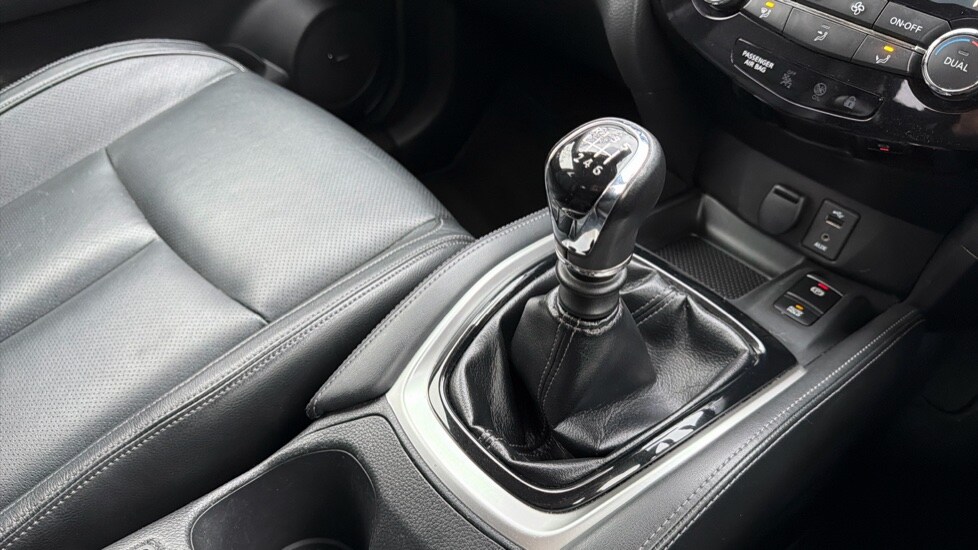 Used Nissan X-Trail 2019 for sale - 76652551: Photo 30