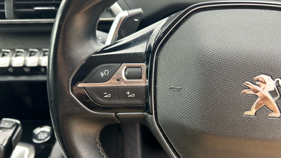 Used Peugeot 5008 2022 for sale - 76104087: Photo 23