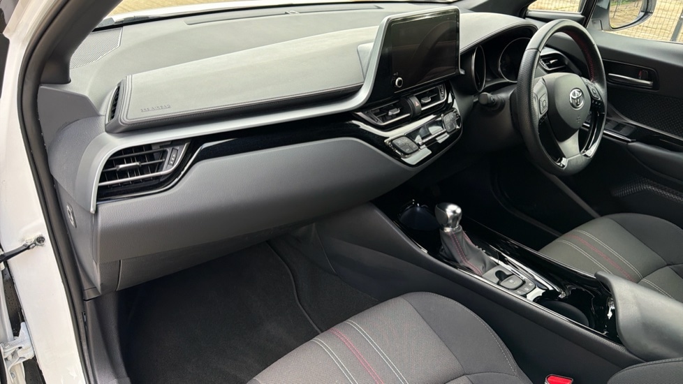 Used Toyota C-HR 2023 for sale - 76338918: Photo 10