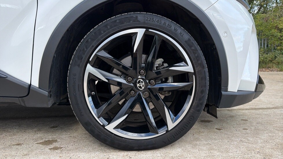 Used Toyota C-HR 2023 for sale - 76338918: Photo 20