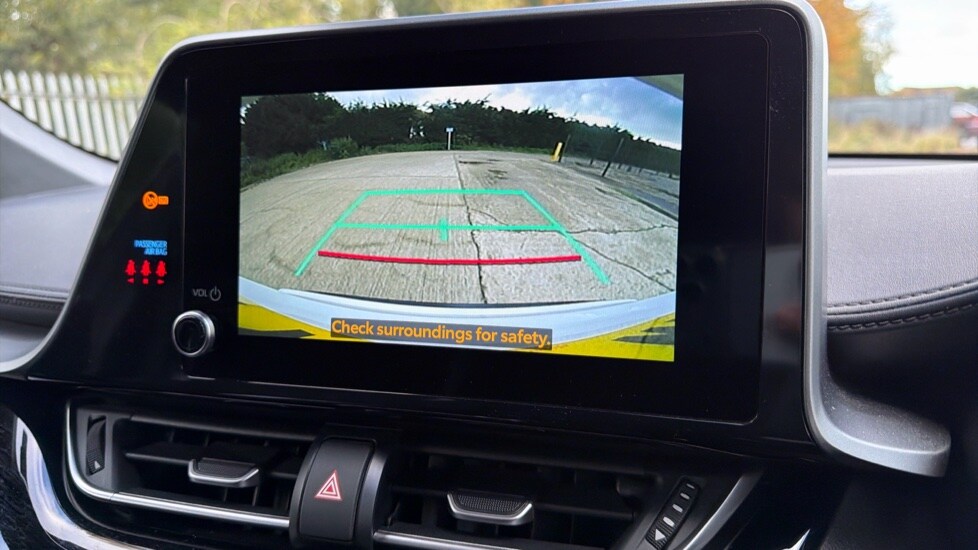 Used Toyota C-HR 2023 for sale - 76338918: Photo 27