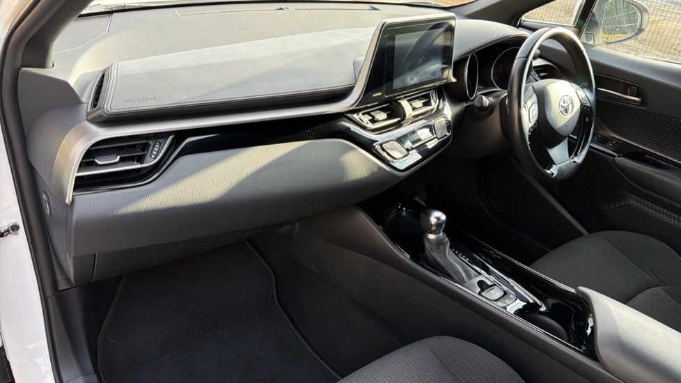 Used Toyota C-HR 2019 for sale - 76684314: Photo 10