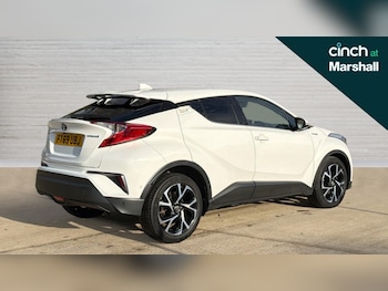 Used Toyota C-HR 2019 for sale - 76684314: Photo